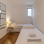 شقة Modern 3br, Terrace, Ac/heating & Self Check-in *