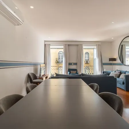 Modern 3br, Terrace, Ac/heating & Self Check-in Lizbona