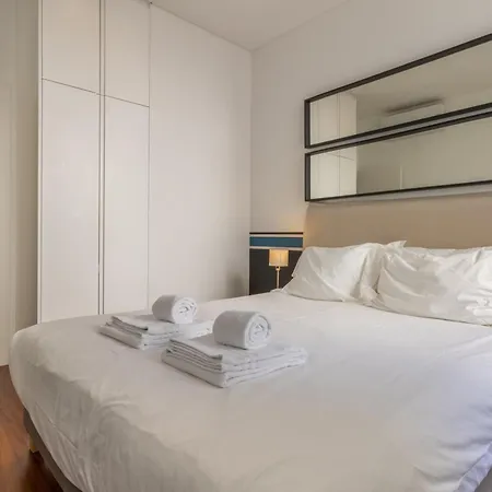 Modern 3br, Terrace, Ac/heating & Self Check-in Lizbona