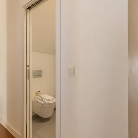 Apartament Modern 3br, Terrace, Ac/heating & Self Check-in Lizbona