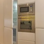 Modern 3br, Terrace, Ac/heating & Self Check-in 아파트 *