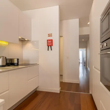Modern 3br, Terrace, Ac/heating & Self Check-in Lisbon