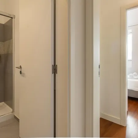 Modern 3br, Terrace, Ac/heating & Self Check-in