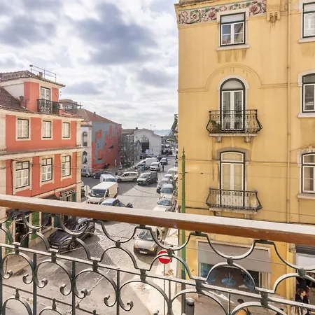 Apartment Modern 3br, Terrace, Ac/heating & Self Check-in