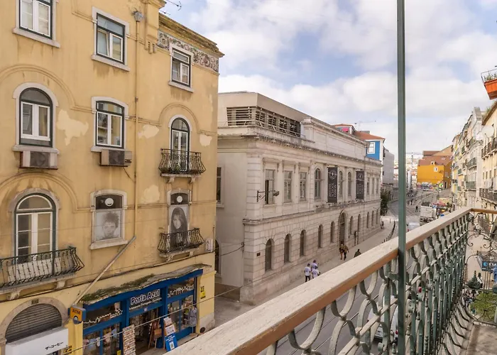 Modern 3br, Terrace, Ac/heating & Self Check-in Apartman