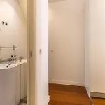 Modern 3br, Terrace, Ac/heating & Self Check-in Apartment Lissabon