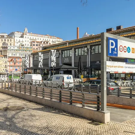 Lejlighed Modern 3br, Terrace, Ac/heating & Self Check-in