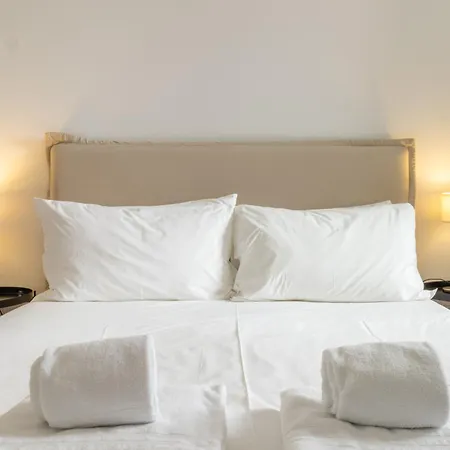 Modern 3br, Terrace, Ac/heating&self Check-in Appartamento