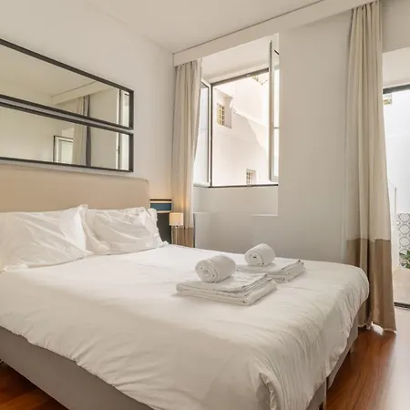 Modern 3br, Terrace, Ac/heating&self Check-in Appartamento