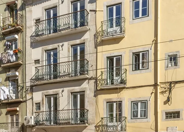 Modern 3br, Terrace, Ac/heating & Self Check-in Appartement *